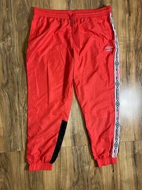 Umbro Women's Soccer Windbreaker Exercise Joggers Pants  Pockets Sz XL